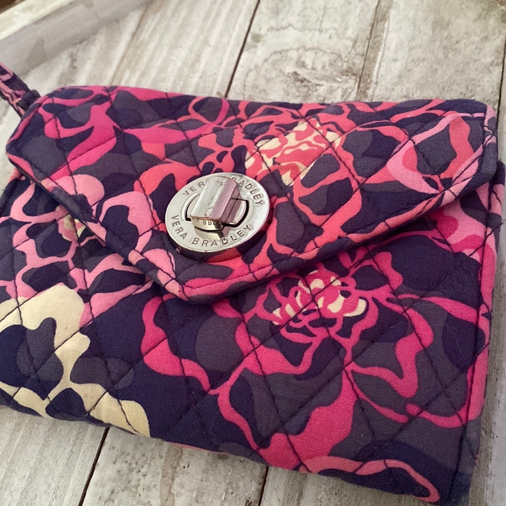 vera bradley wallet
